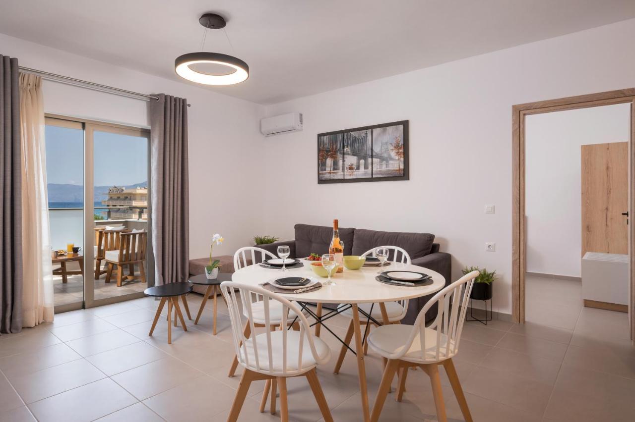 Indigo Blue Seaside Deluxe Apartments Kíssamos Eksteriør billede