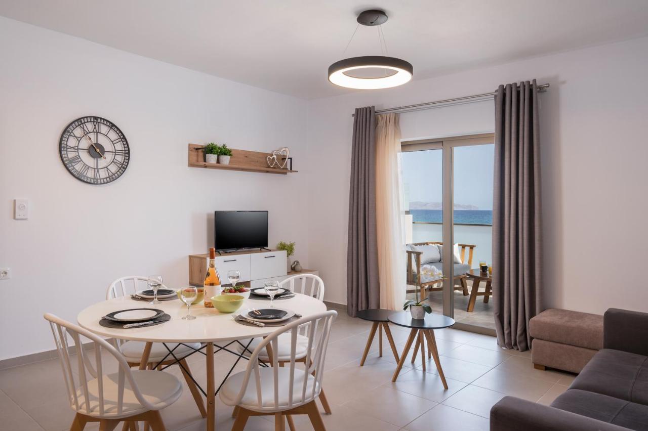Indigo Blue Seaside Deluxe Apartments Kíssamos Eksteriør billede