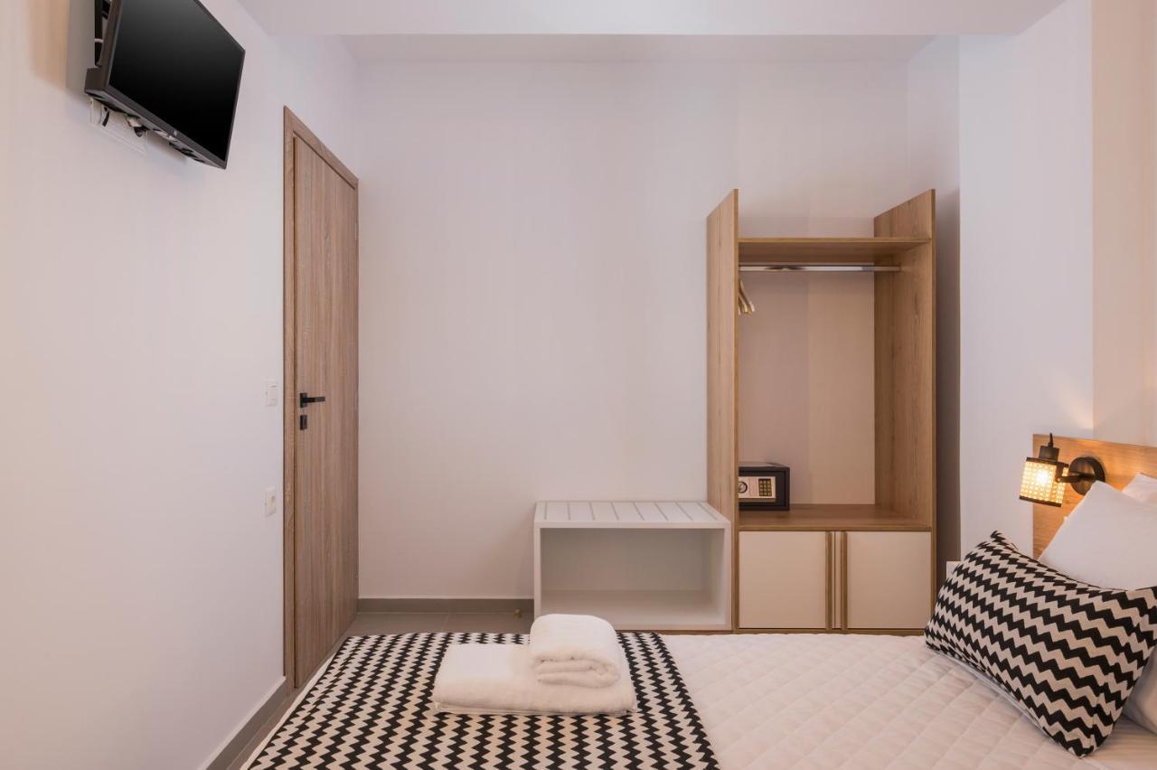 Indigo Blue Seaside Deluxe Apartments Kíssamos Eksteriør billede