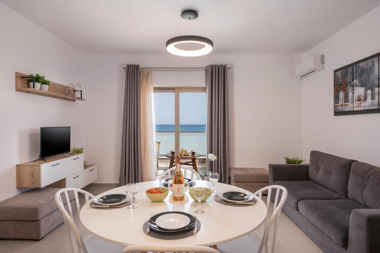 Indigo Blue Seaside Deluxe Apartments Kíssamos Eksteriør billede